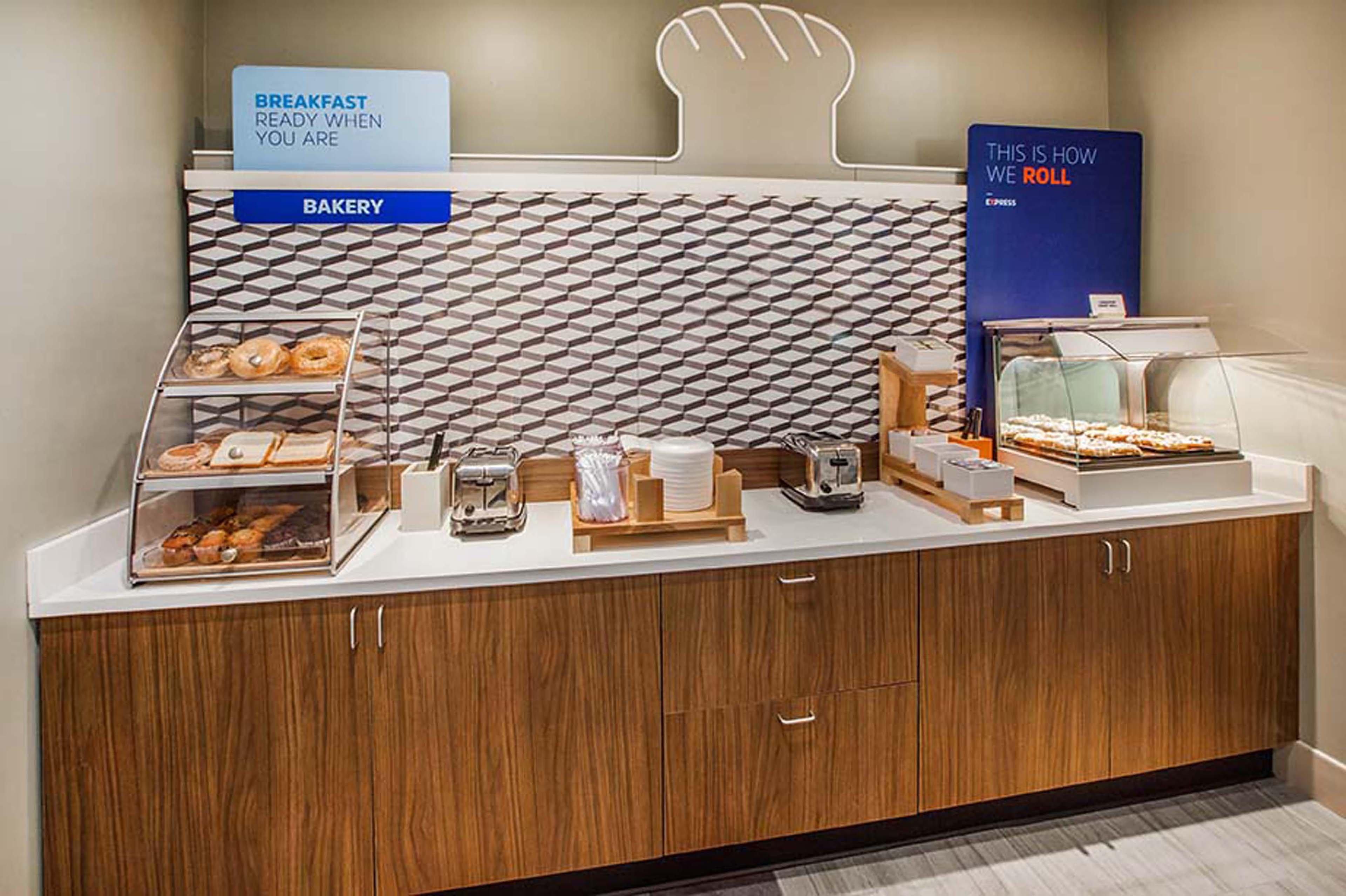 Holiday Inn Express Mineral Wells By Ihg Parkersburg Buitenkant foto