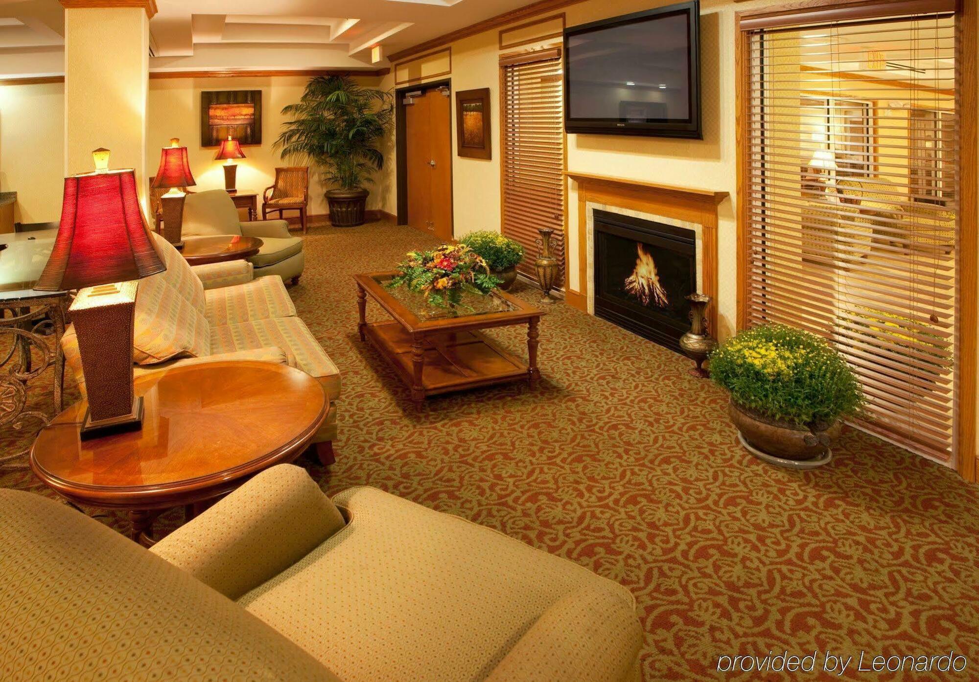 Holiday Inn Express Mineral Wells By Ihg Parkersburg Buitenkant foto